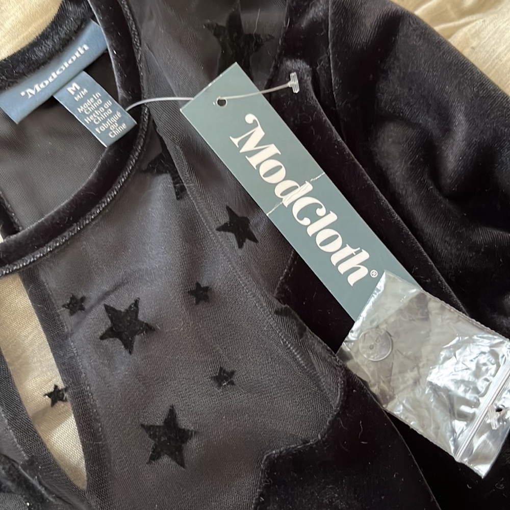 NWT ModCloth Mini Dress Black Velvet Medium Stars Celestial Witchy Whimsigoth - Picture 10 of 10